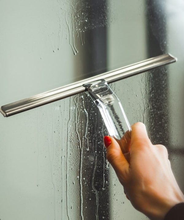 Accessories - CRYSTAL CLEAR SQUEEGEE