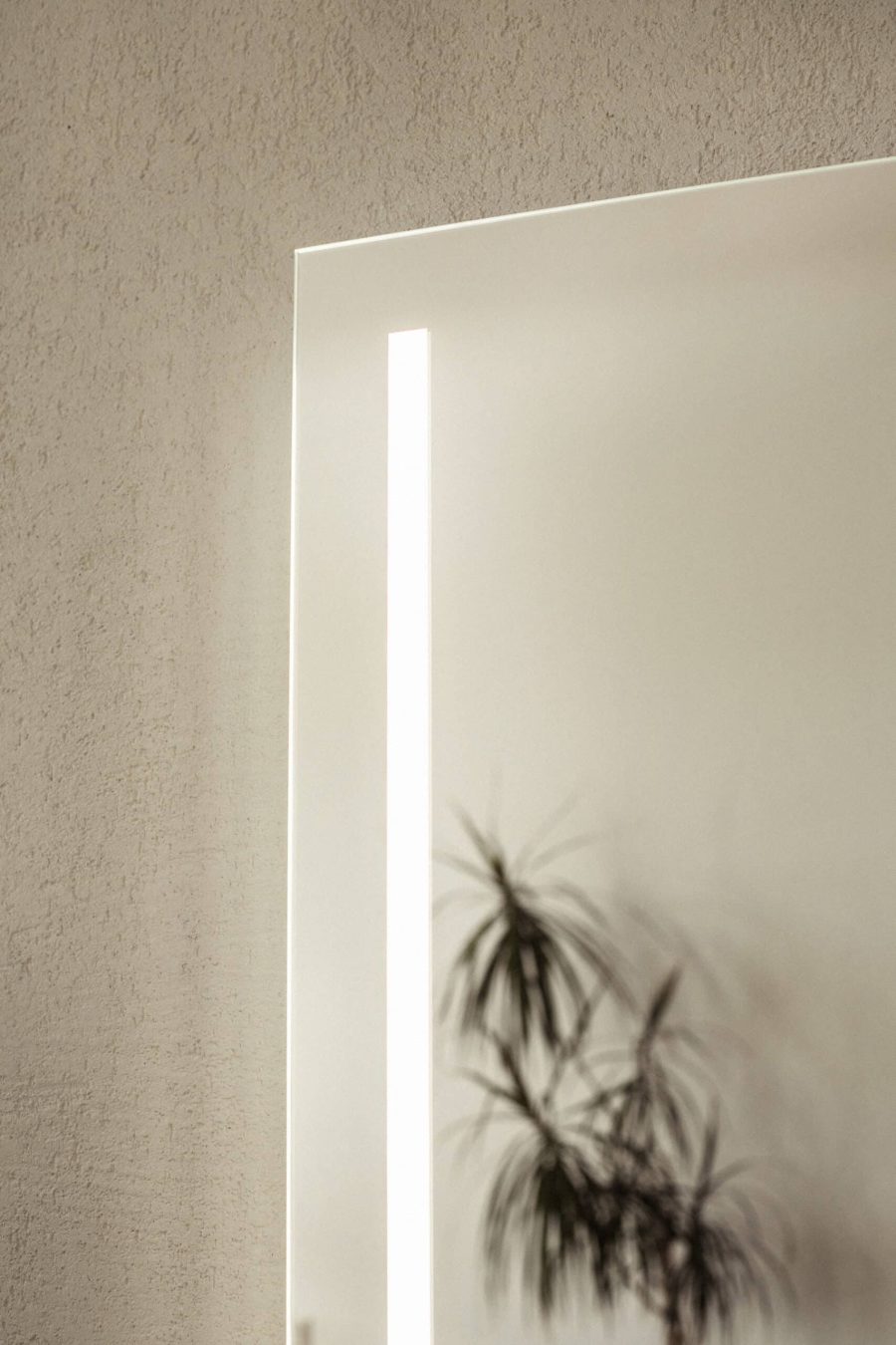 EMILIA - LED interior mirror - Image 6